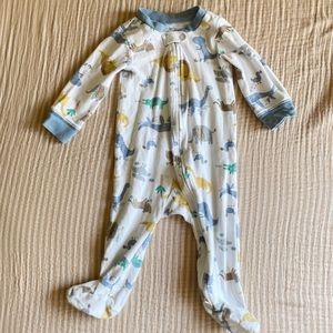 Carter’s Long Sleeve Footie PJ • 9 Months • Dinosaur Themed Pijama Pastel Colors